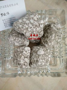 天然礦物之力 河北昊通麥飯石鋪面顆粒，重塑盆栽生態(tài)之美